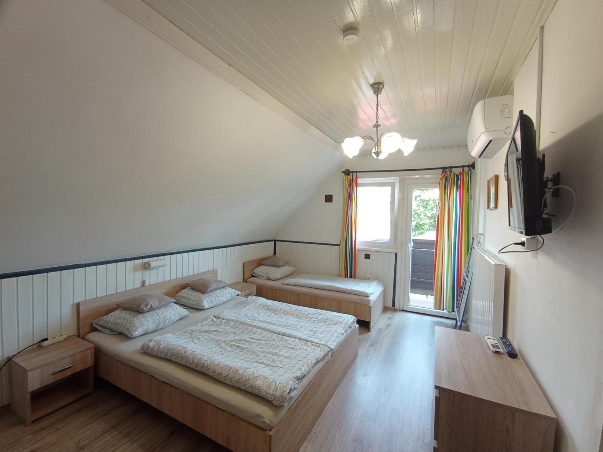 Villa Suzy Zamárdi Екстериор снимка